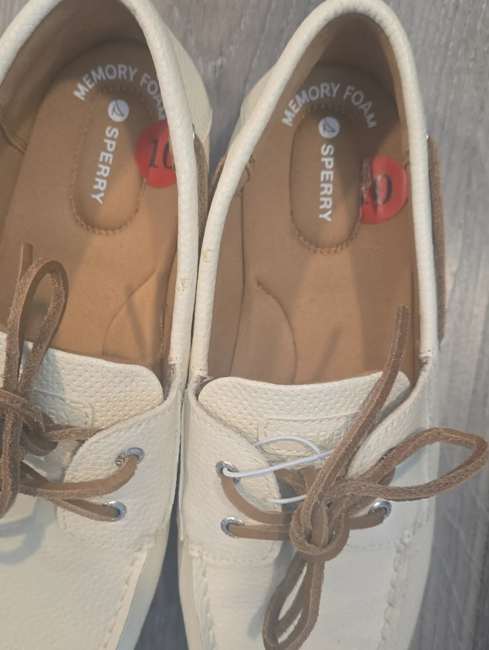 Sperrys Womens Size 10 White Boat Shoes with Tan Laces - Picture 5 of 8